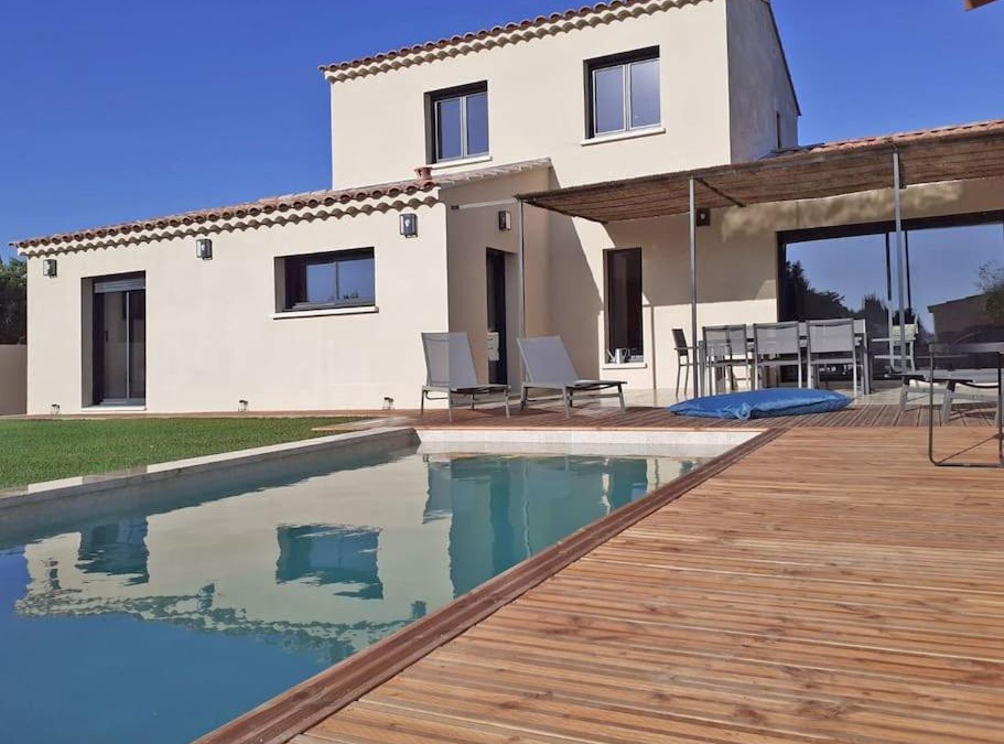 Maillane Villa | Le nid d'Emilie