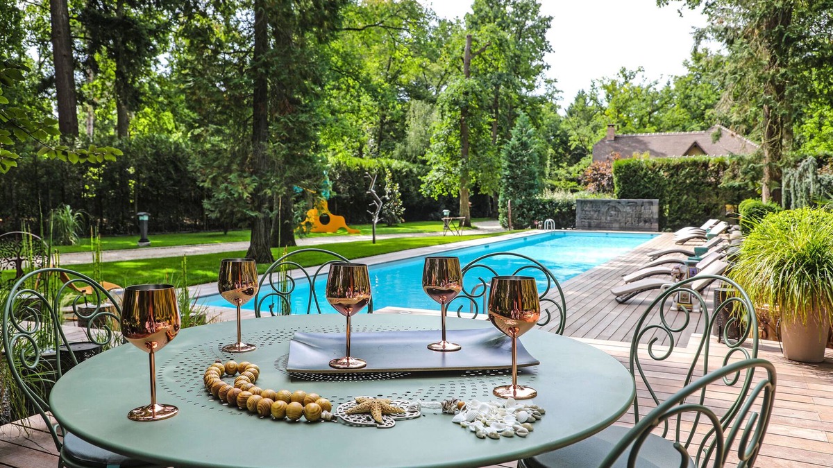 Lamorlaye Apartment | Le Nid d'Iflissen - Luxury apartment