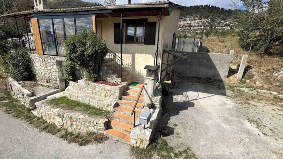 Saint-Auban Villa | Le Nid des Amis, garden, pool and view