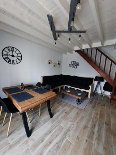Mauleon House | Le nid douillet