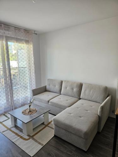 Villiers-le-Bel Apartment | Le Nid Urbain
