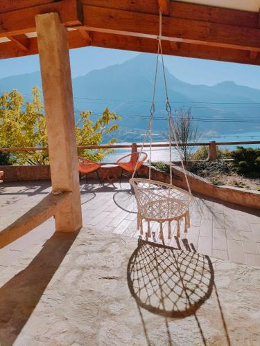 Savines-le-Lac Apartment | Le Panoramique du Plongeoir - T4 spacieux de 90m2 avec grande terrasse vue sur le lac de Serre Ponçon