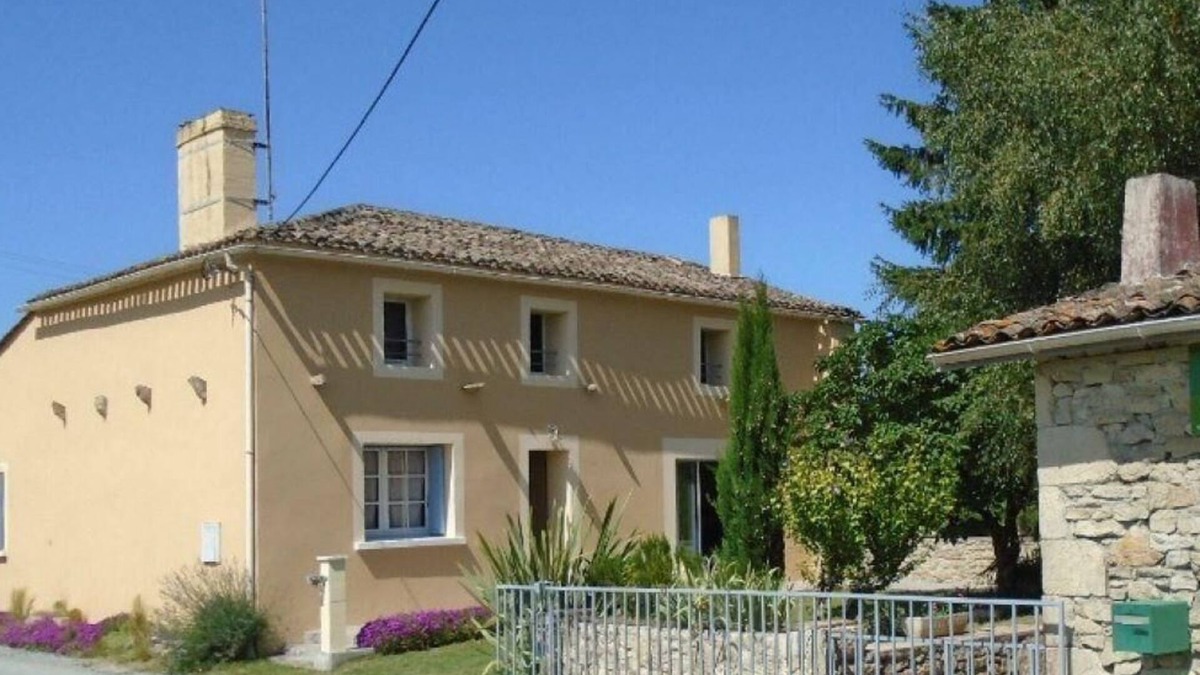 Saint-Martin-De-Lerm House | Le Papillon Bleu - Saint-martin-de-lerm