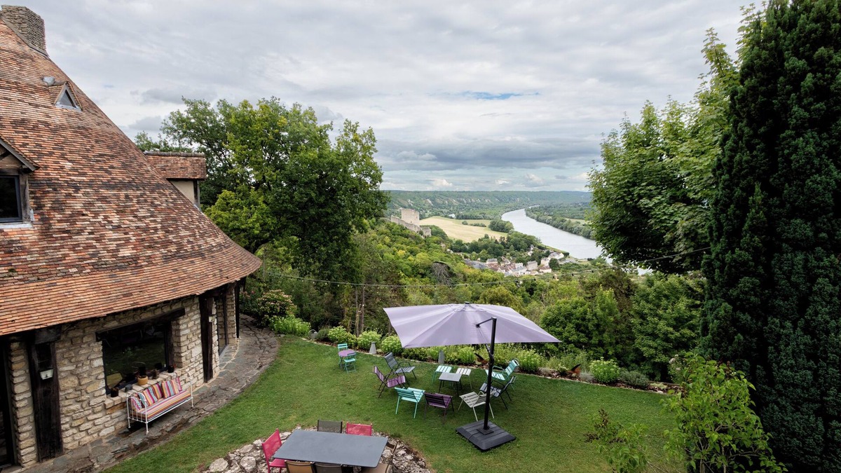 La Roche-Guyon Villa | Le Paradis de Lucile, dream view, Paris 1h, Giverny 10 mn