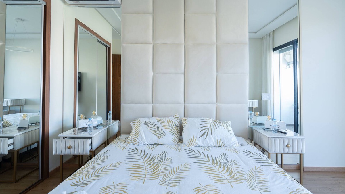 Casablanca Apartment | Le Paris-Oasis Casa: luxury flat with rooftop swimming pool