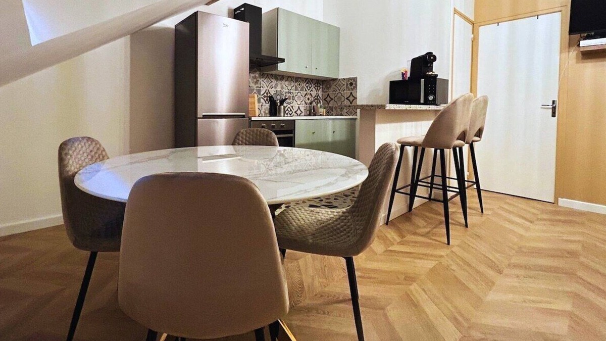 Courlancy Apartment | Le pentagone 3/3 #Reims