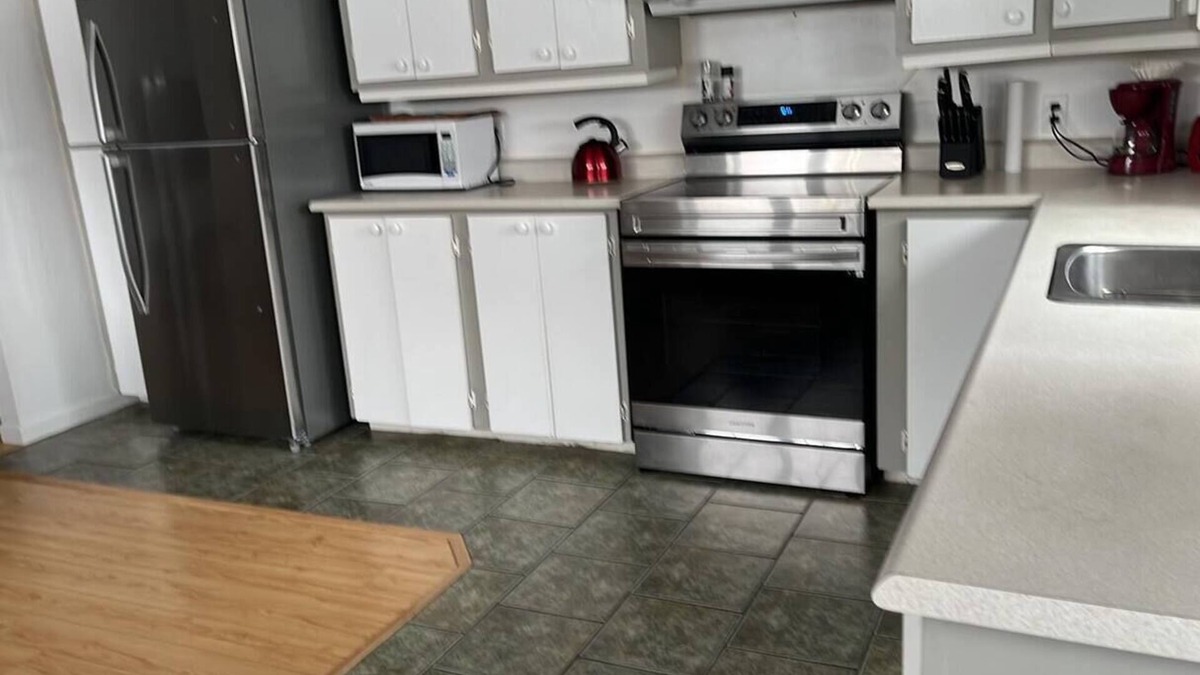 Sainte-Anne-des-Monts Apartment | Le petit Sieurnn