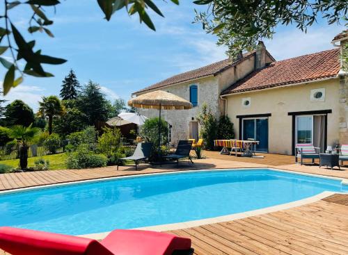 Saint-Maime-de-Pereyrol Bed & Breakfast | Le Petit Caviste - Chambres D'hôtes & Suites