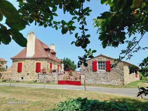 Pays-de-Belves Apartment | Le Petit Chapître