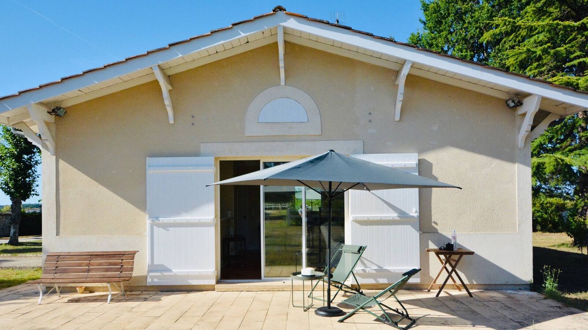 Martillac House | Le Petit Clos De Gorre