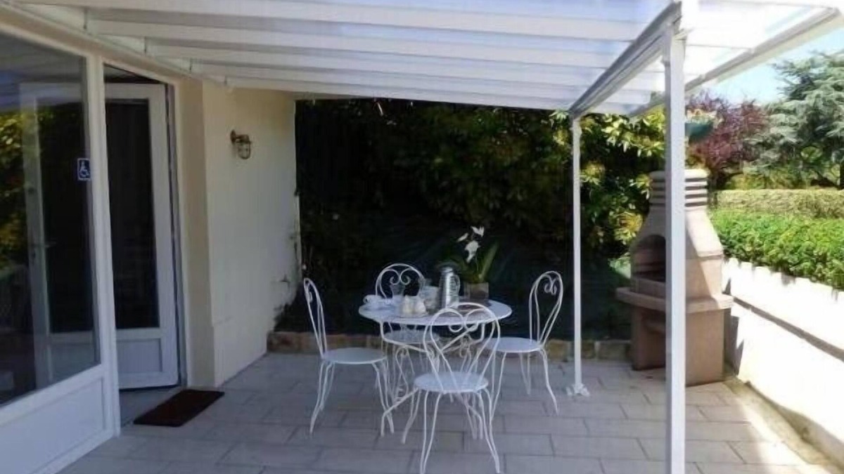 Veulettes-sur-Mer House | Le Petit Clos des Camélias