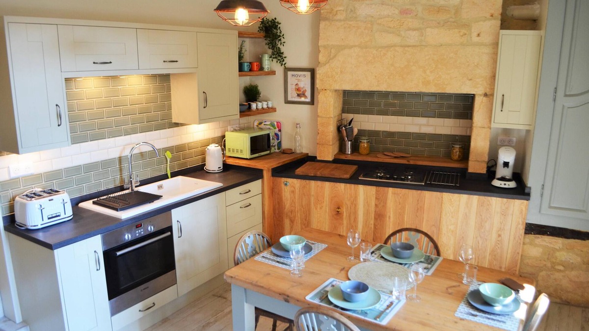 Montignac House | 'Le Petit Lascaux'.