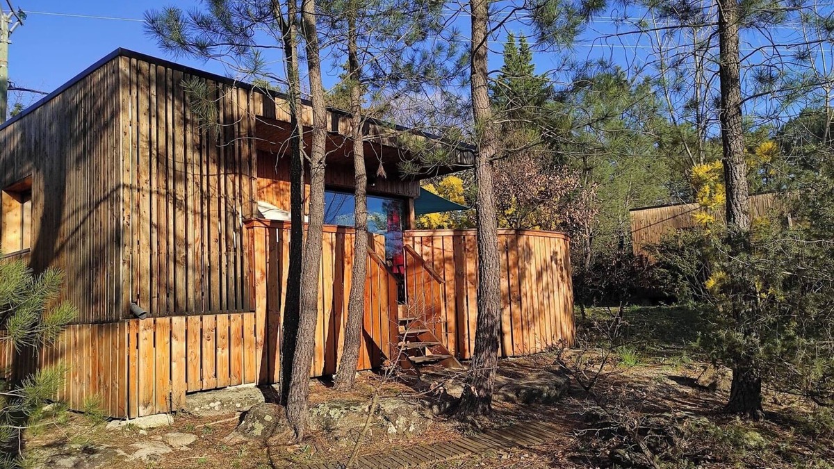Les Assions Ski Chalet | Le Petit lodge des amoureux, intimate country cottage
