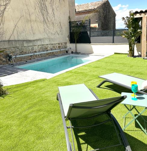 Courry House | Le Petit Mas Courriol