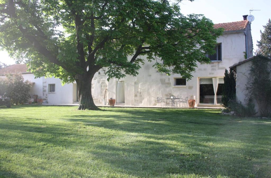 Barbentane House | Le petit mas en provence avec piscine