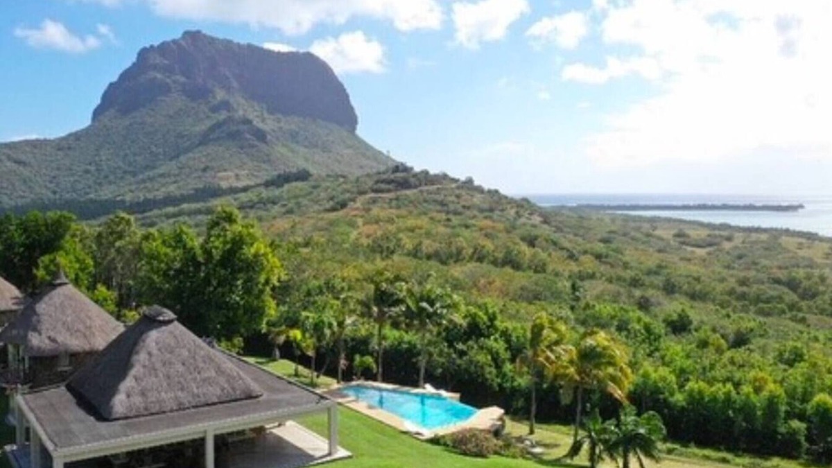 La Mivoie House | Le Petit Morne Villa, Kitesurfing Paradise