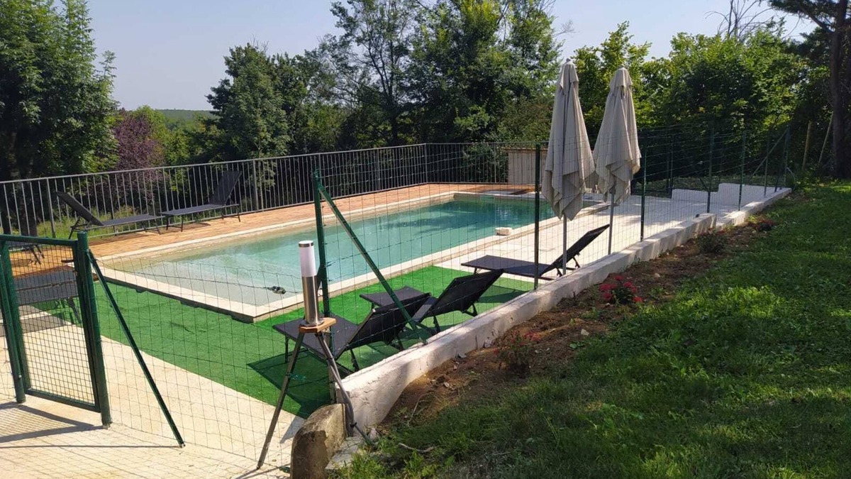 Caylus Cottage | Le Petit Paradis - Cottage for 8 people with Private Pool in the Countryside
