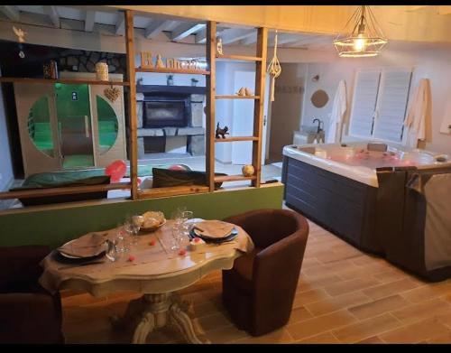 Le Ponchel House | Le Petit Paradis de Marcelise