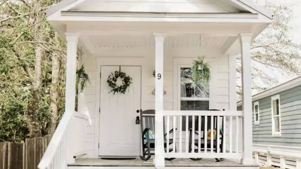 Ocean Springs Cottage | Le Petit Pearl - Downtown Ocean Springs Cottage
