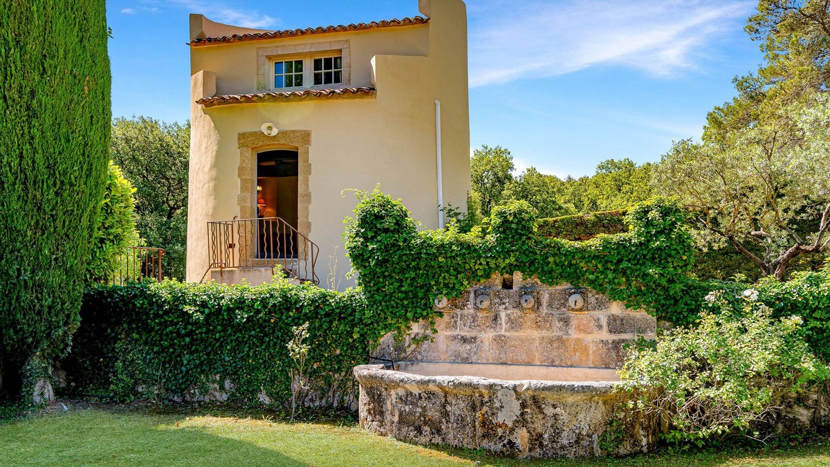 Le Puy-Sainte-Reparade House | Le Pigeonnier | Domaine Tour Campanets