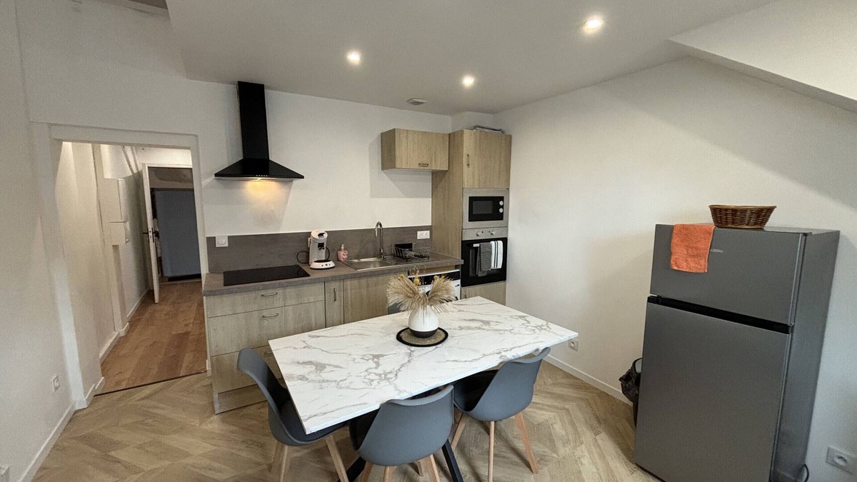 Ecommoy Apartment | Le Pigeon Voyageur - 4 p - Circuit - Rêve au Mans