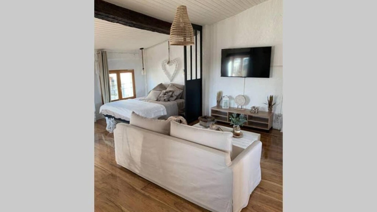 Centre Ville Apartment | LE Pilori