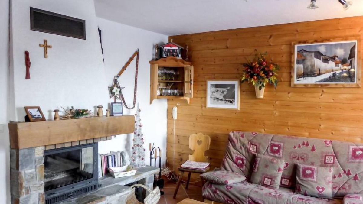 Le Tour Apartment | Le Plan des Reines by Interhome