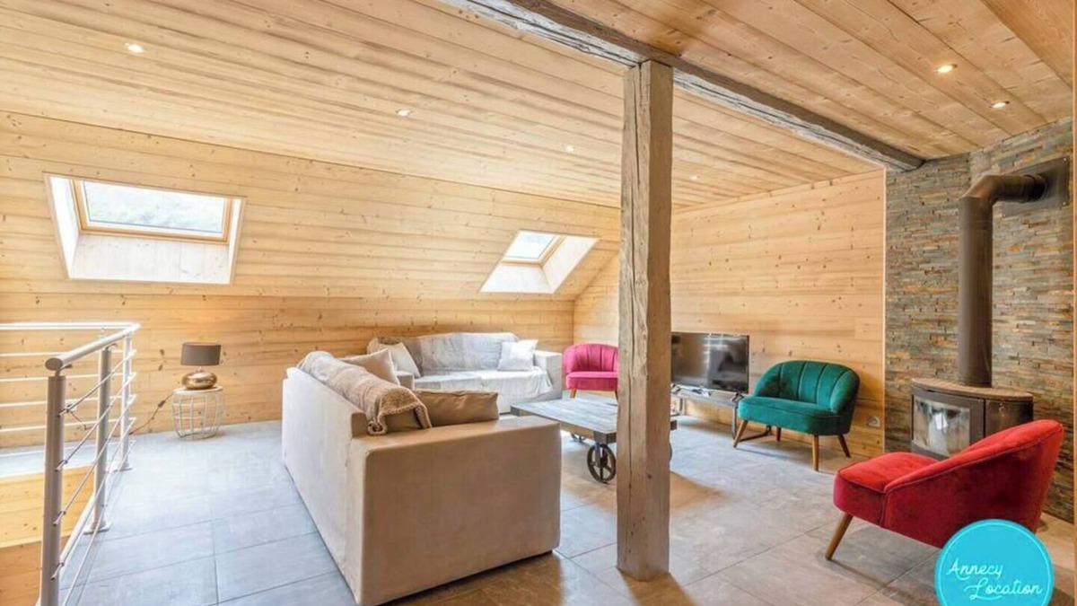 Montmin Apartment | Le Planet : T5 apartment.