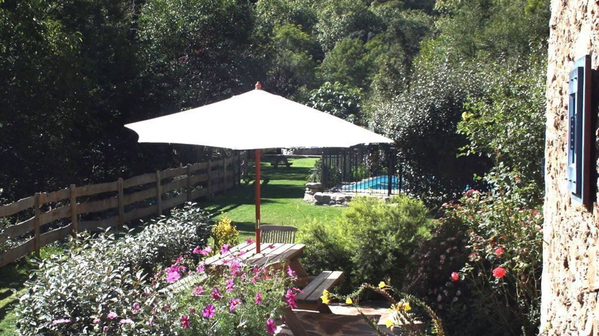 Montferrer Apartment | Le Pommier, a tranquil retreat with pool in its own valley 30 miles from the sea