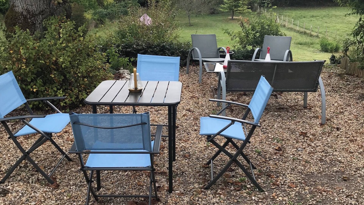 Saint-Astier Bed & Breakfast | "le pré du val" quiet bed and breakfast in the heart of nature