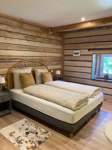 Bruyeres Apartment | Le printemps, gîte nature