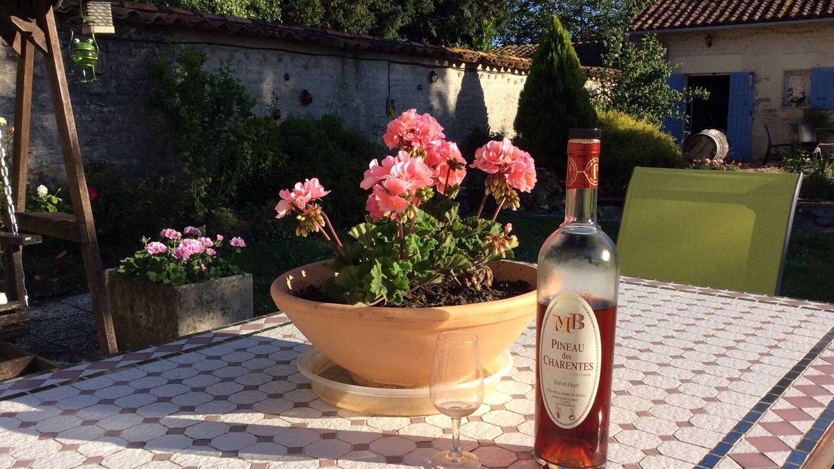 Sonnac Cottage | Le Puits, Beautiful Stone Cottage With Private Swimming Pool for Sole use