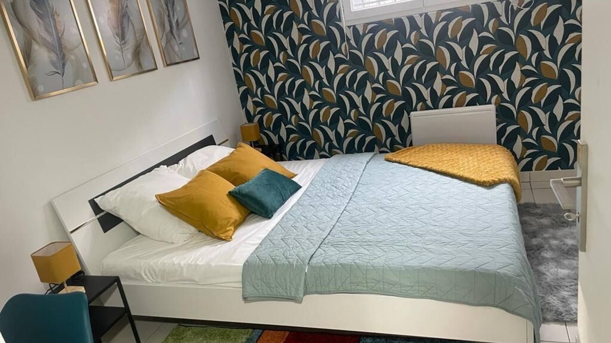 Bobigny Apartment | Le Refuge Coloré à 15 Minutes de Paris