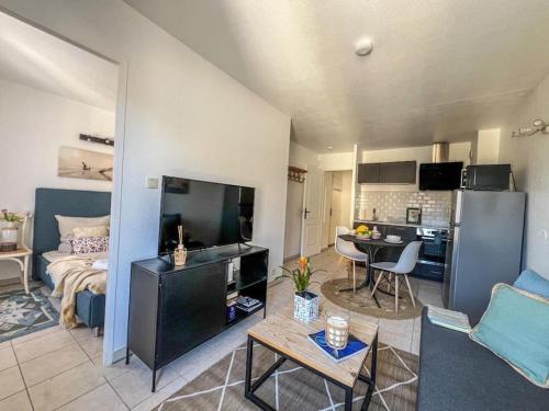 Grisolles Apartment | Le Refuge Douillet