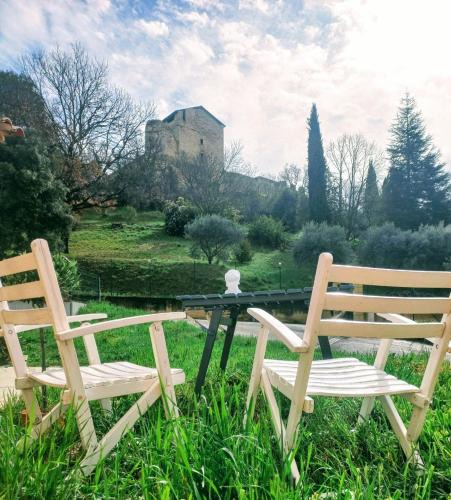 Greoux-les-Bains Apartment | Le repaire des muses, Greoux studio