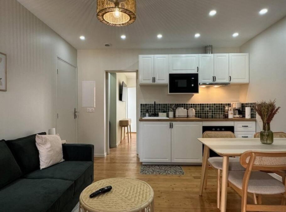 Brequerecque Apartment | Le Repaire Relax - Cosy - Équipé - Proche Gare