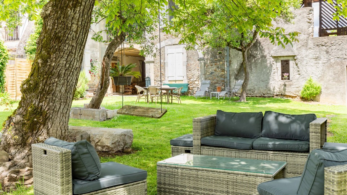 Nestier House | Le Repos du Poète