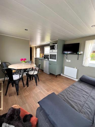 Saint-Come-de-Fresne House | Le Ribeiro, Maison vue sur mer - 30m de la plage