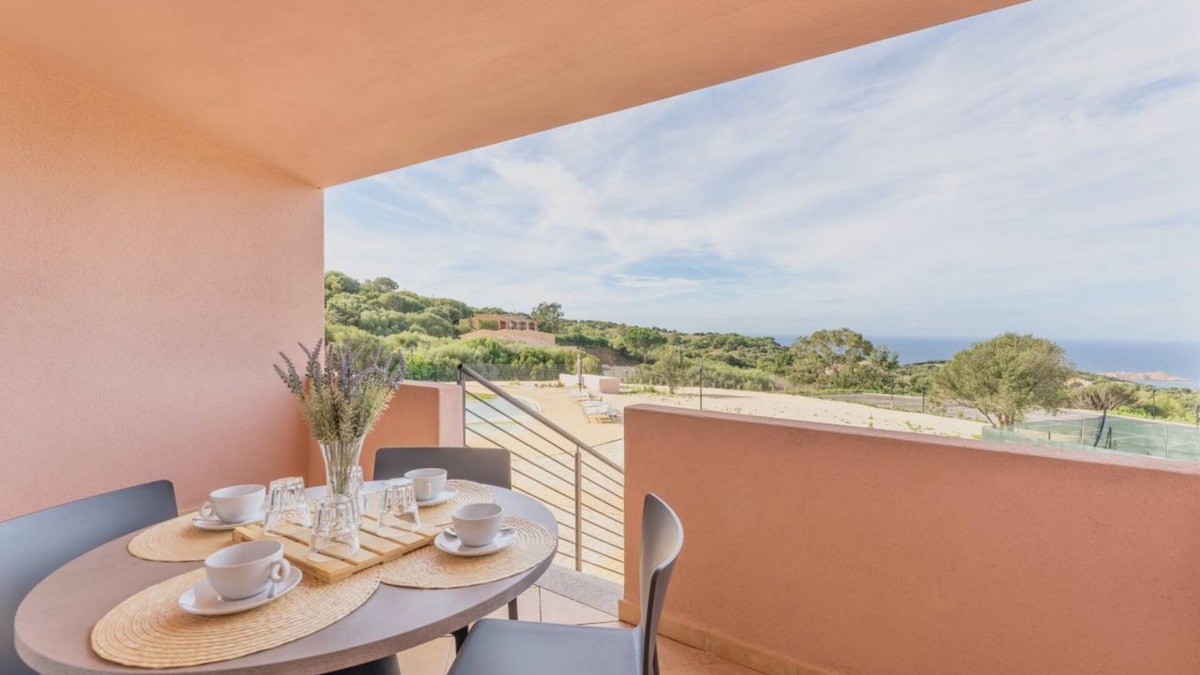 Paduledda Apartment | Le Rocce Rosse Bilocale 3 Letti Vista Mare