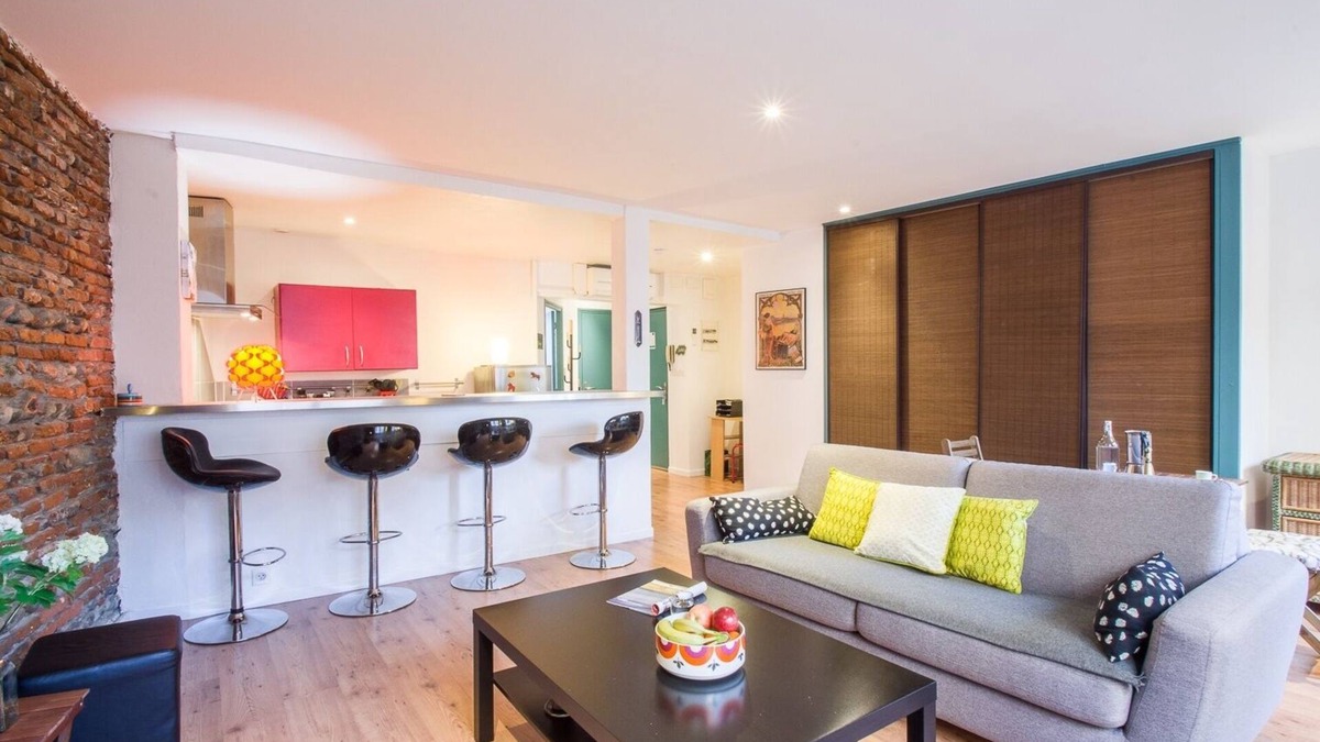 Marengo - Jolimont Apartment | LE ROSA BONHEUR - One Bedroom Apartment, Sleeps 4