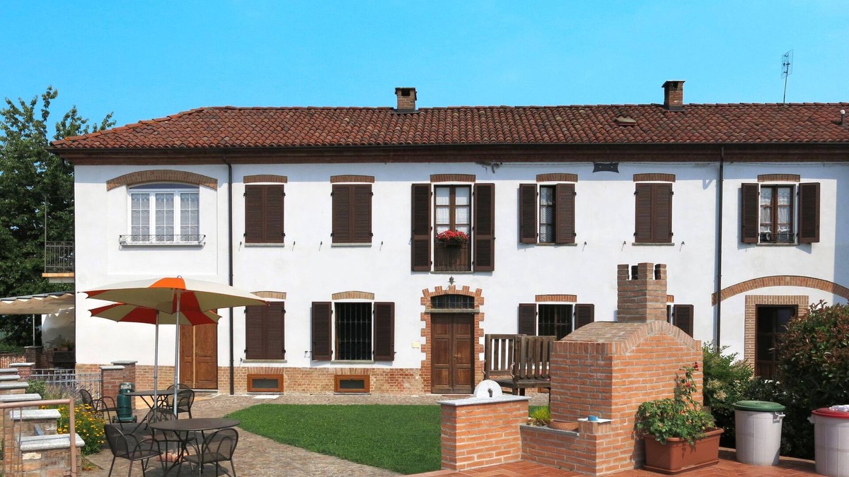 Cossombrato Apartment | Le Rose d'Antan by Interhome