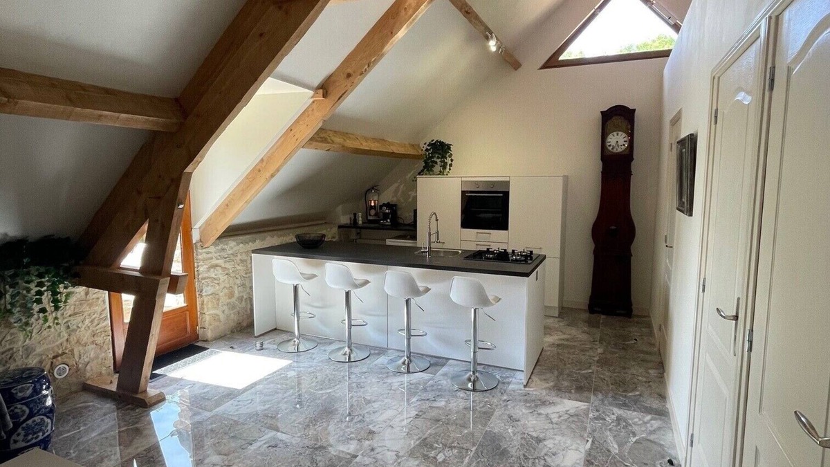 Degagnac Apartment | LE ROSSIGNOL Modern stylish apartment with air conditioning, private terrace and swimming pool