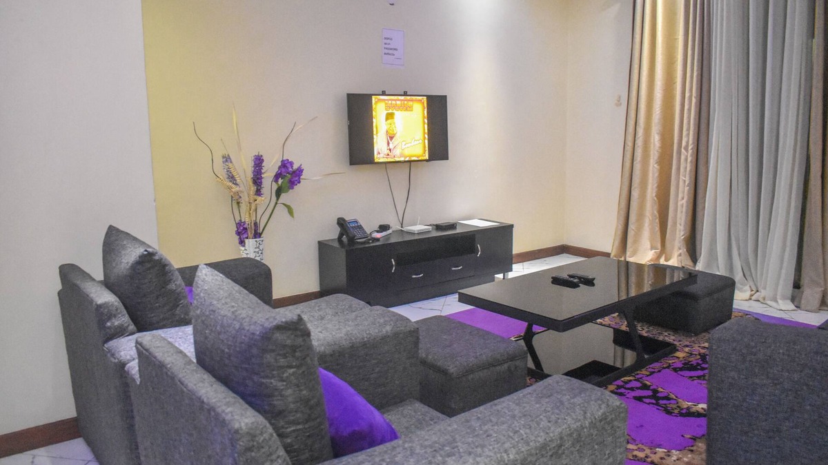 Manyimbo Apartment | Le Royale Holiday Apartment