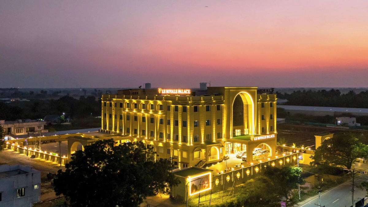 Karaikal Hotel | Le Royale Palace