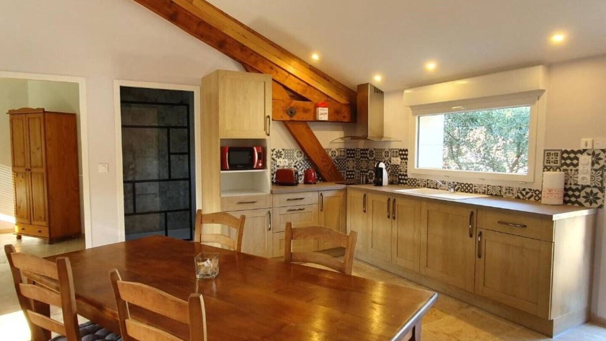 La Coucourde Apartment | Le Rubiz,