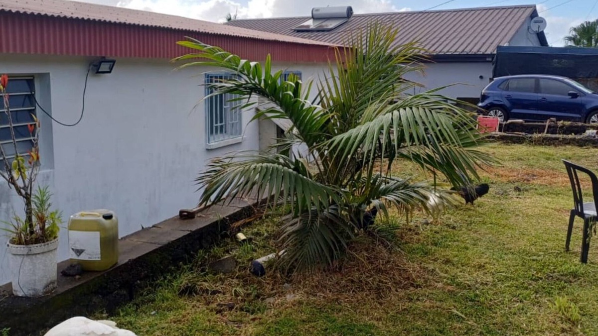 Sainte-Anne Villa | Le Rustique - Calm Creole house between volcano, nature and ocean on Reunion Island.