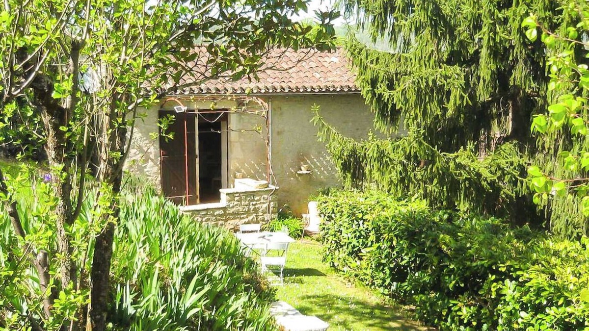 Albas House | LE SALADIE - ALBAS - Gîte