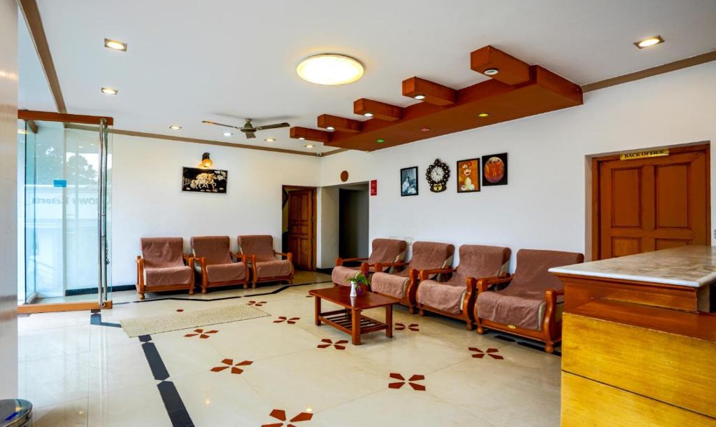 Chinnakanal Resort | Le Selena Munnar