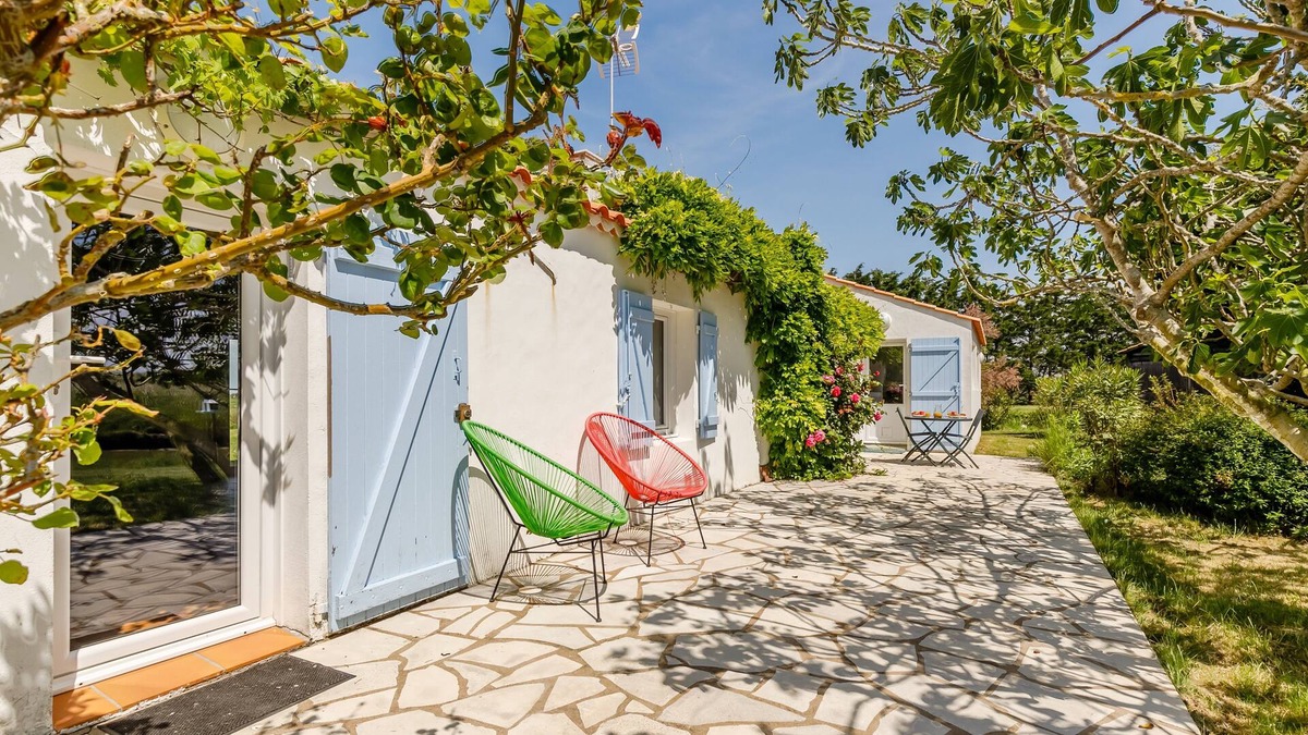 Beauvoir-sur-Mer House | Le Terre Mer - Three Bedroom House, Sleeps 6