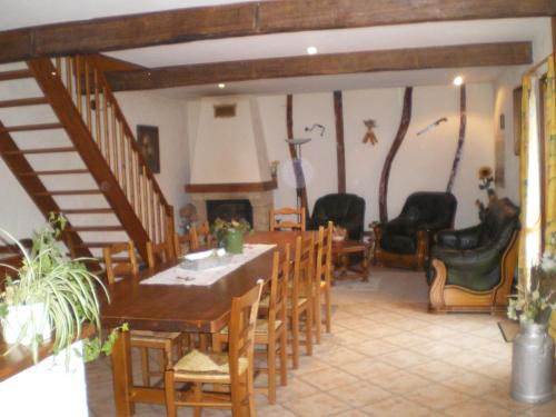 Moyenneville House | le tilleul